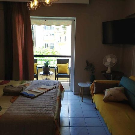 Cozy Studio, 1Min From Kamara Thessaloniki Exterior photo