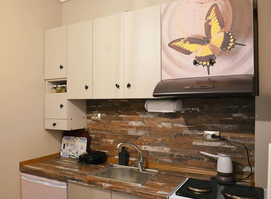 Cozy Studio, 1Min From Kamara Thessaloniki Exterior photo